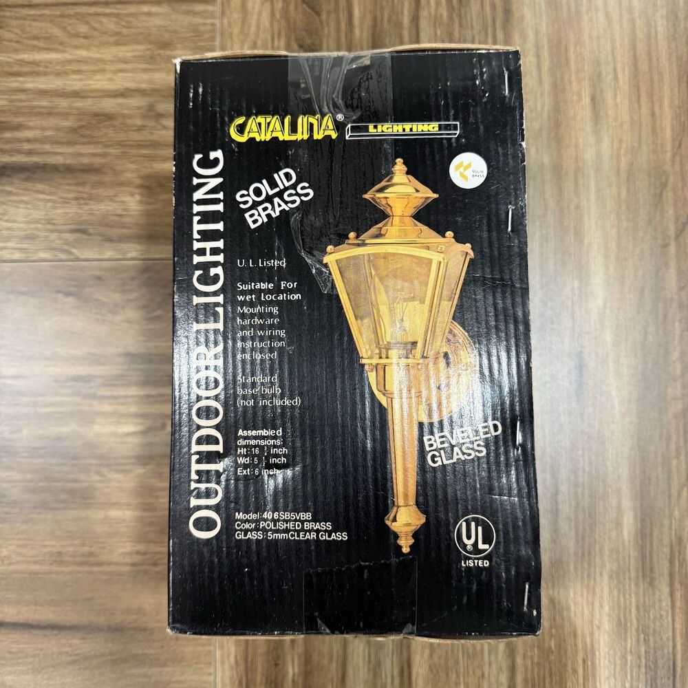 NEW Vintage Y2K Catalina Gold Solid Brass And Beveled Wall Glass Outdoor Lights